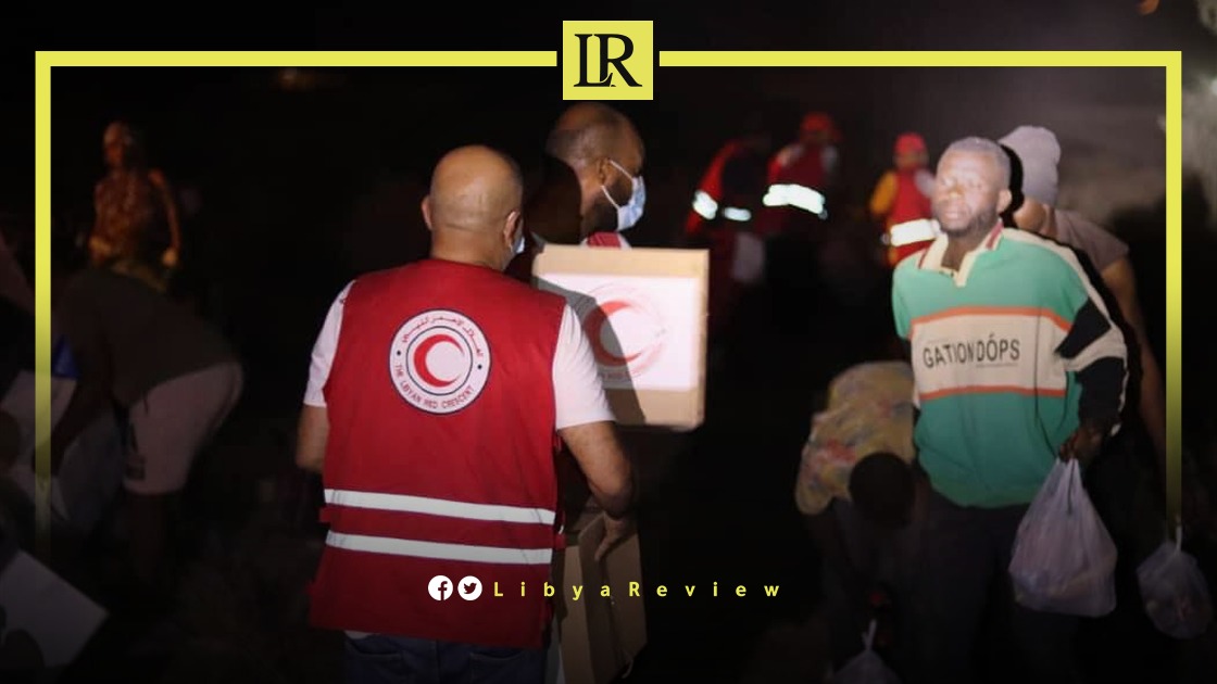 Libyan Red Crescent Provides Aid To Migrants Stranded On Tunisian ...