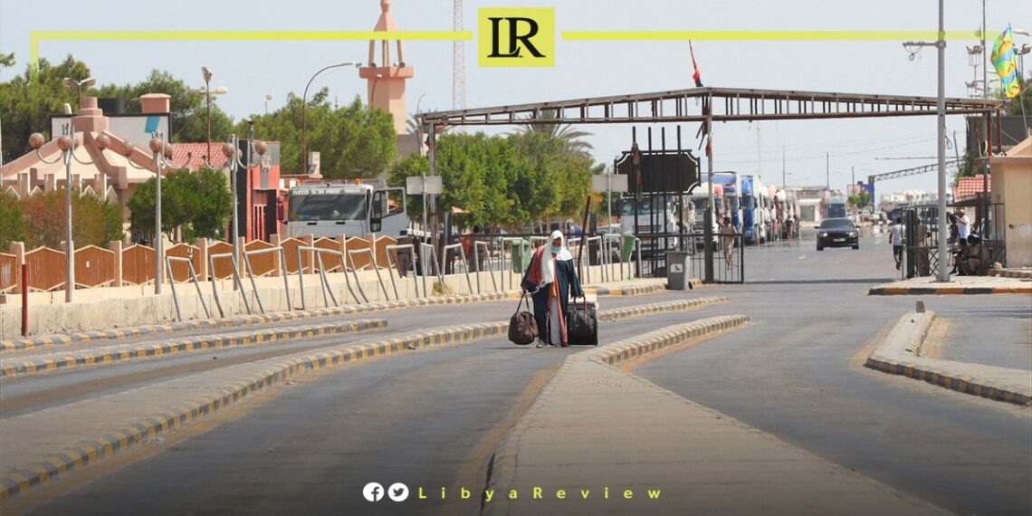 Tunisian Workers Encounter Difficulties at Libyan Border