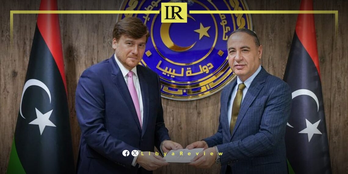 Spanish Ambassador Presents Credentials to Libyan FM