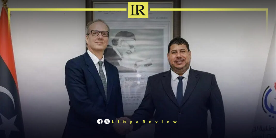 Chairman of the National Oil Corporation, Masoud Suleman, and British Ambassador to Libya Martin Reynolds